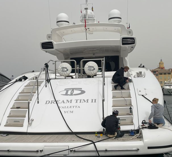 repración de barco en europa